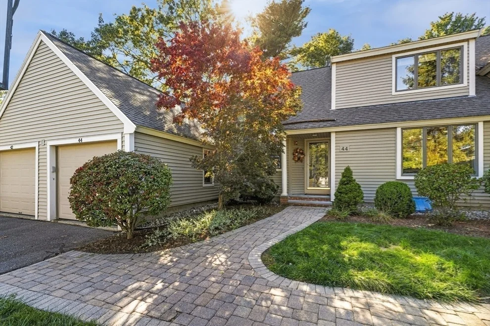 Unit for sale at 44 Brassie Dr, North Reading, MA 01864
