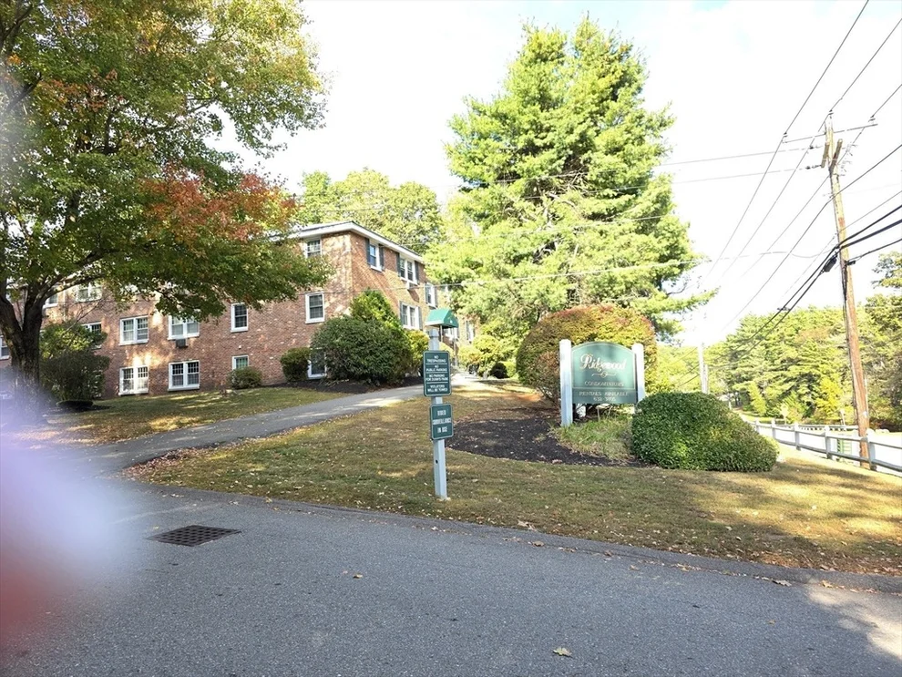 Unit for sale at 53 Ridgewood Lane, Gardner, MA 01440