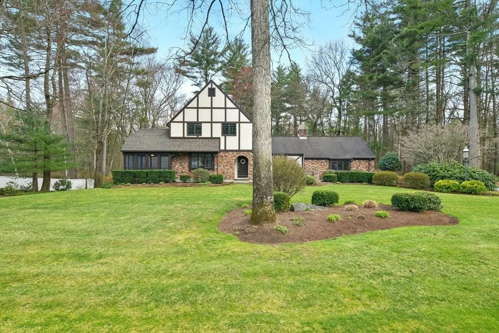Unit for sale at 69 Lenox Circle, East Longmeadow, MA 01028