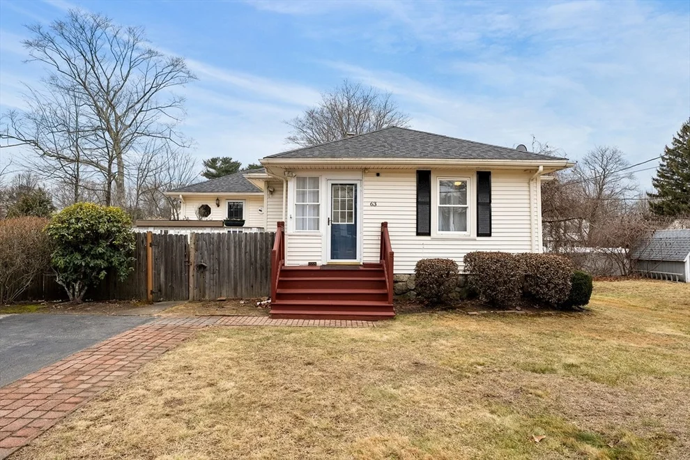 Unit for sale at 63 Sycamore Street, Holbrook, MA 02343