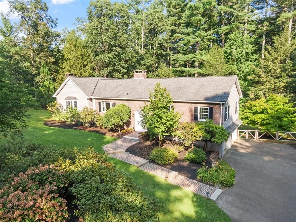 Unit for sale at 143 Page Brook Rd, Carlisle, MA 01741