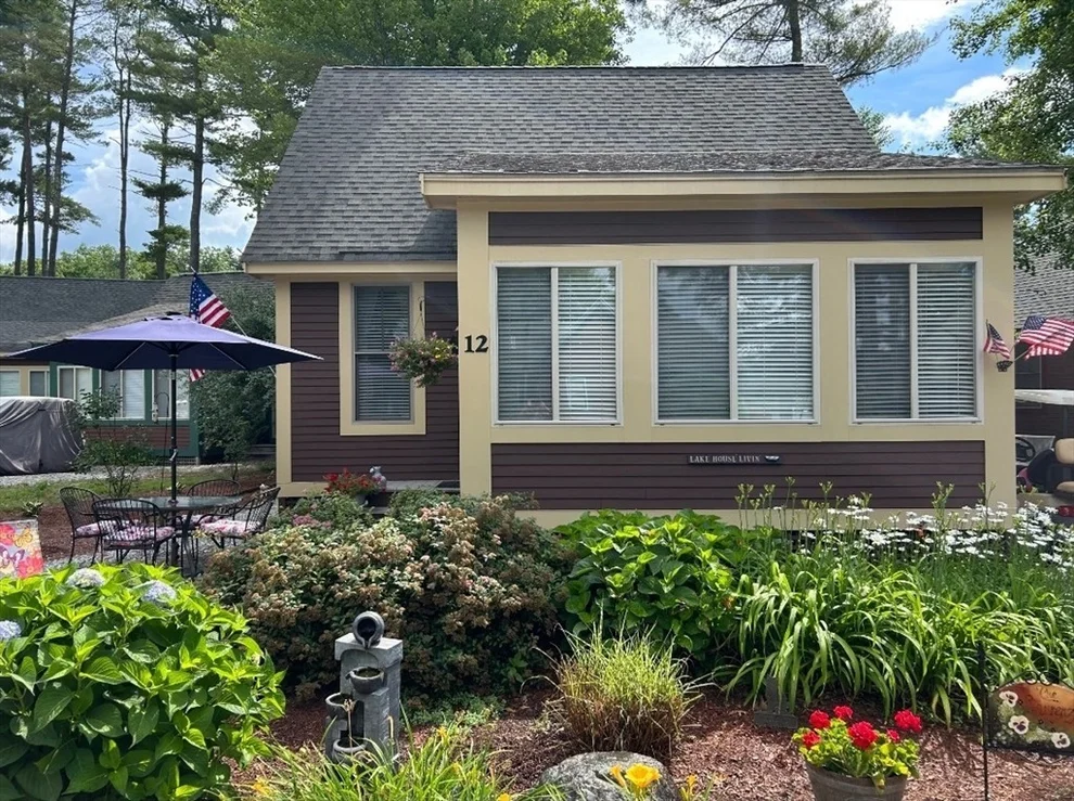 Unit for sale at 12 Waterview Drive, Westford, MA 01886