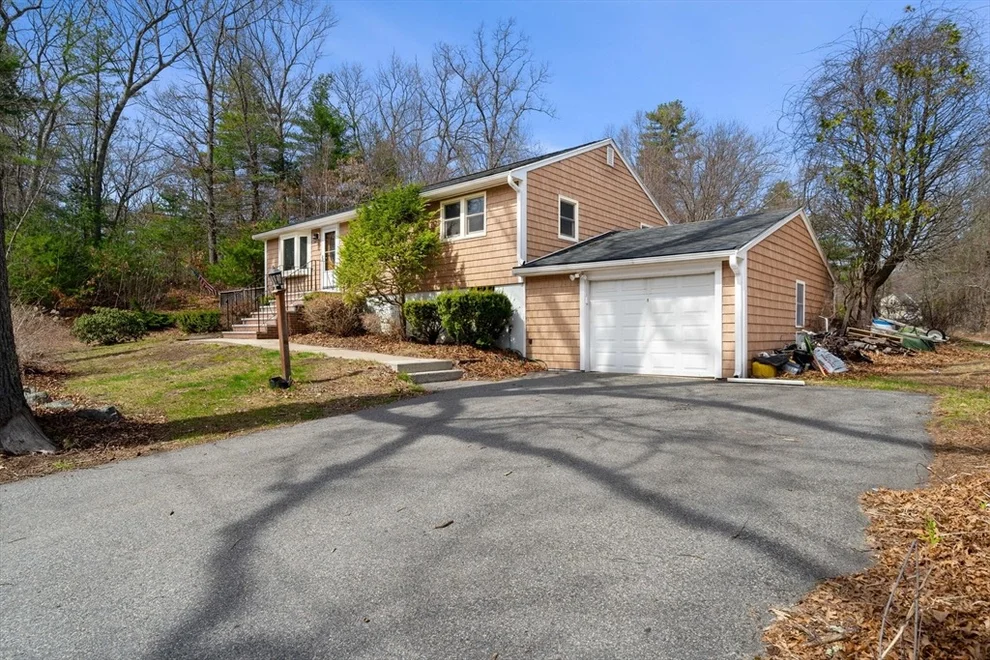 Unit for sale at 83 Thurlow St, Georgetown, MA 01833