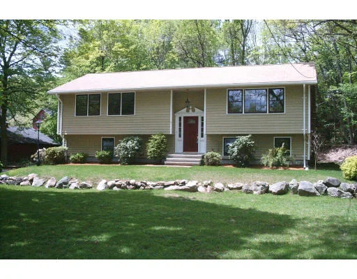 Unit for sale at 2 Alden Street, Natick, MA 01760