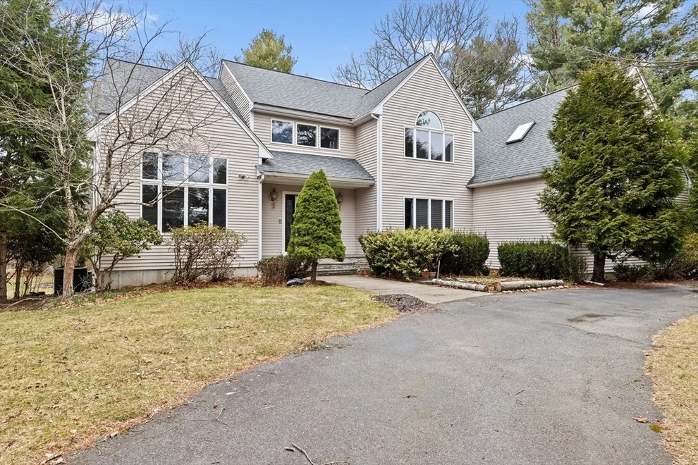 Unit for sale at 138 Lounsbury Dr, Raynham, MA 02767