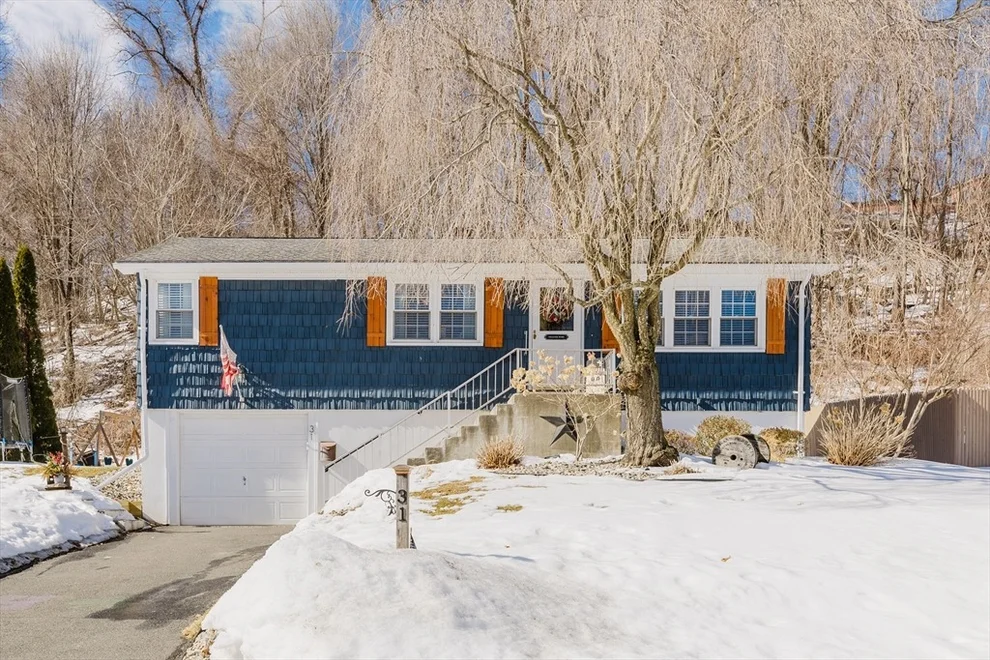 Unit for sale at 31 Bray Park Drive, Holyoke, MA 01040