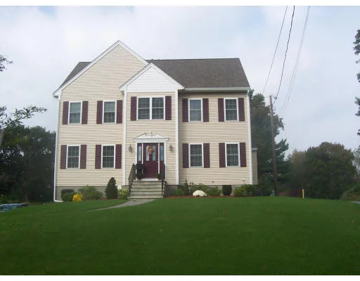 Unit for sale at 51 Central Street, Woburn, MA 01801