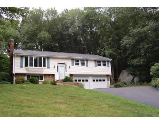 Unit for sale at 25 Lido Lane, Bedford, MA 01730
