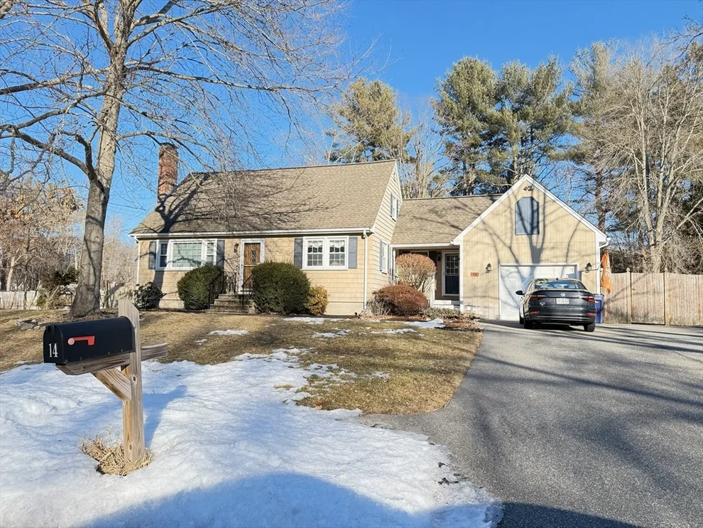 Unit for sale at 14 Sheridan Rd, Wilmington, MA 01887