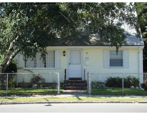 Unit for sale at 224 Lynnfield St, Lynn, MA 01904