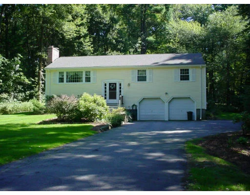 Unit for sale at 7 Wildwood Drive, Bedford, MA 01730
