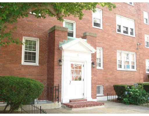 Unit for sale at 33 Lennon Ct, Boston, MA 02127