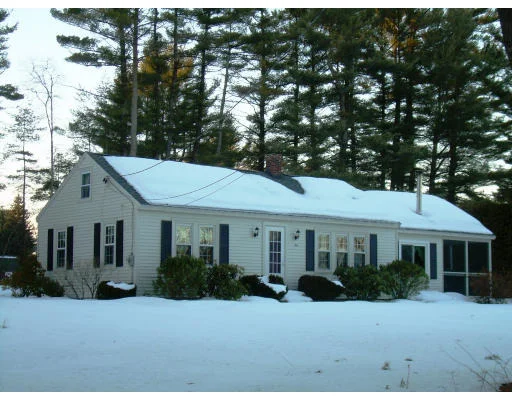 Unit for sale at 5 Worcester Road, Townsend, MA 01469