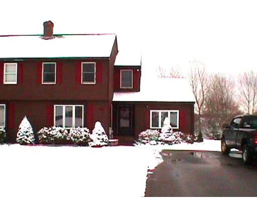 Unit for sale at 4B White Road, Mendon, MA 01756