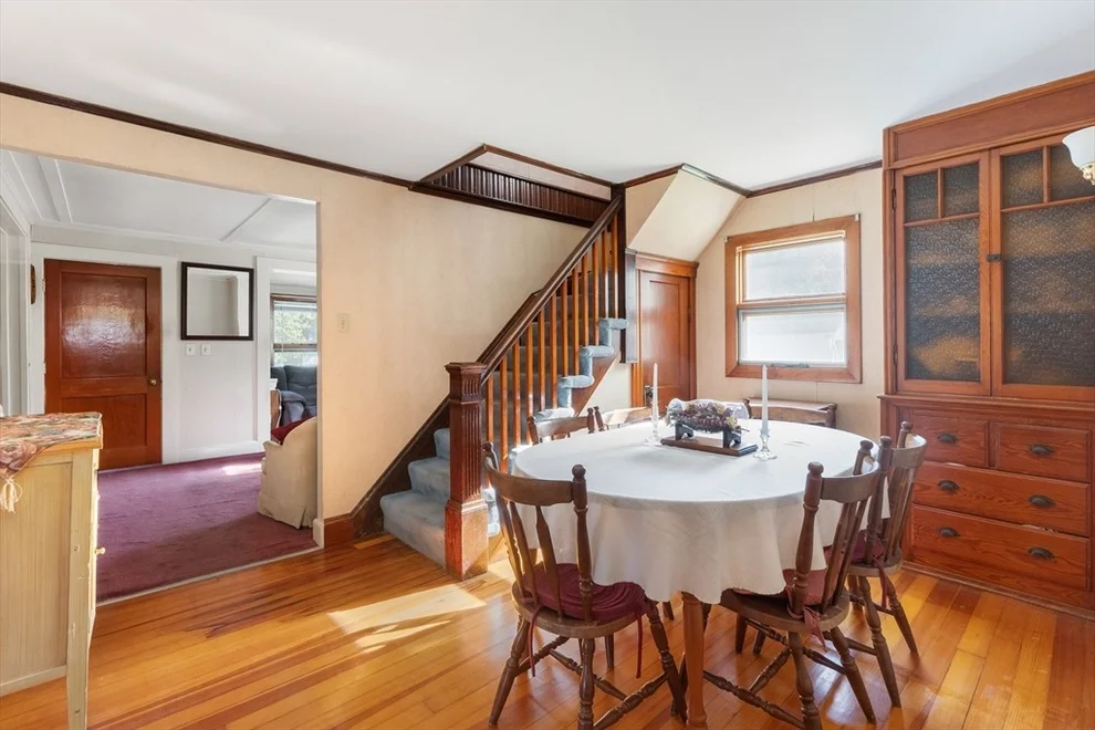 Unit for sale at 6 Martin St, Saugus, MA 01906
