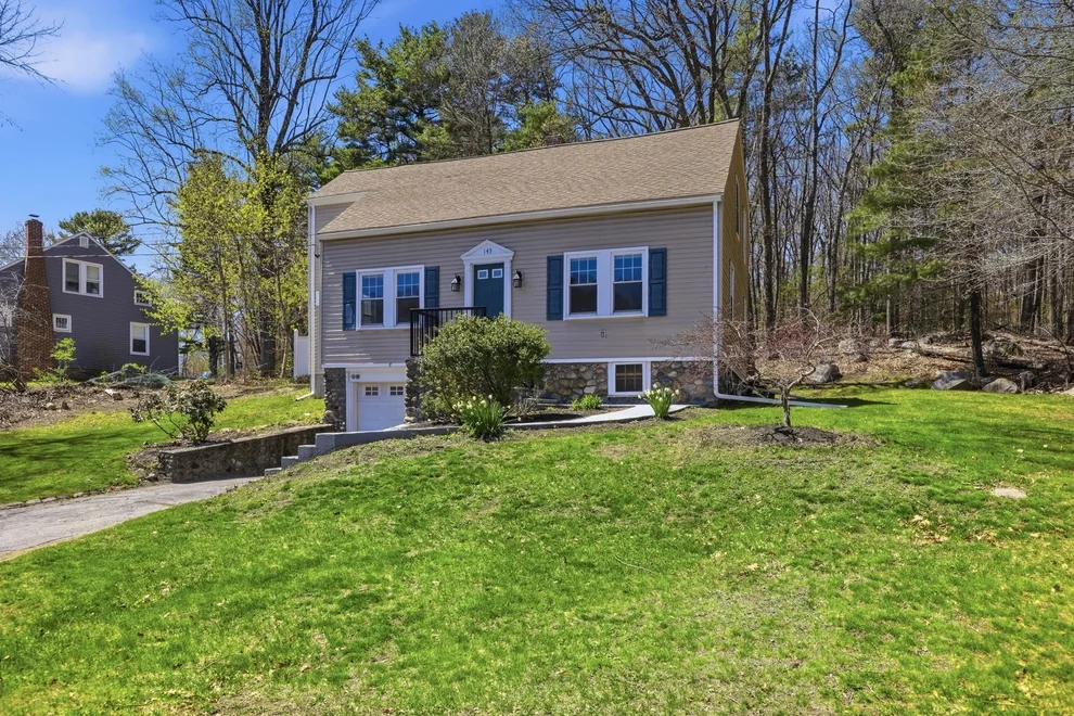 Unit for sale at 145 Boylston Cir, Shrewsbury, MA 01545