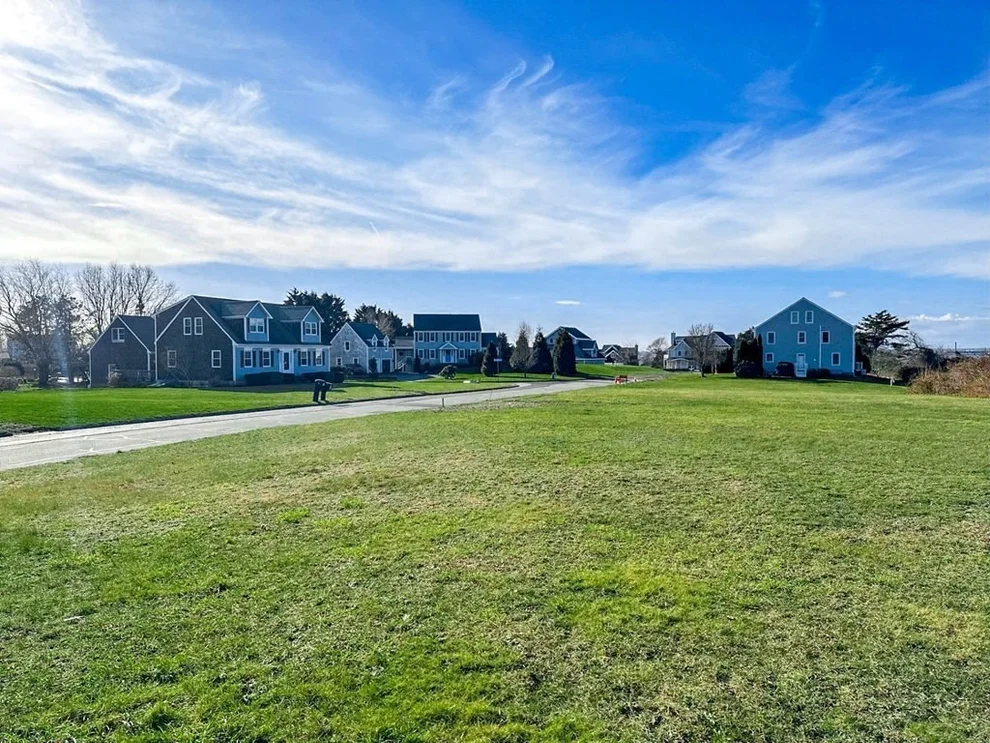 Unit for sale at 8 Sunset Beach Rd, Fairhaven, MA 02719