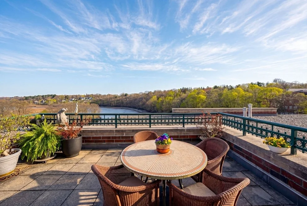 Unit for sale at 88 Wharf Street, Milton, MA 02186