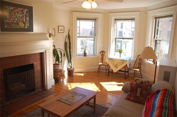 Unit for sale at 8 Newport Rd, Cambridge, MA 02140