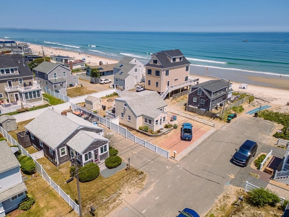 Unit for sale at 22 Charlotte St, Marshfield, MA 02050