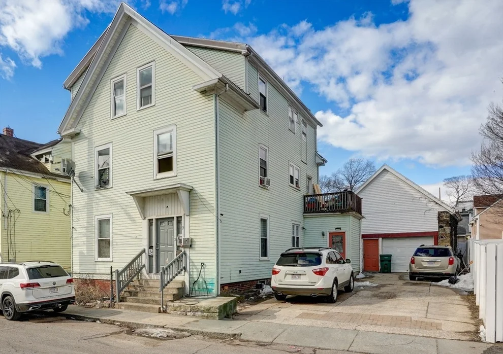 Unit for sale at 7 Pinkham Pl, Lynn, MA 01902