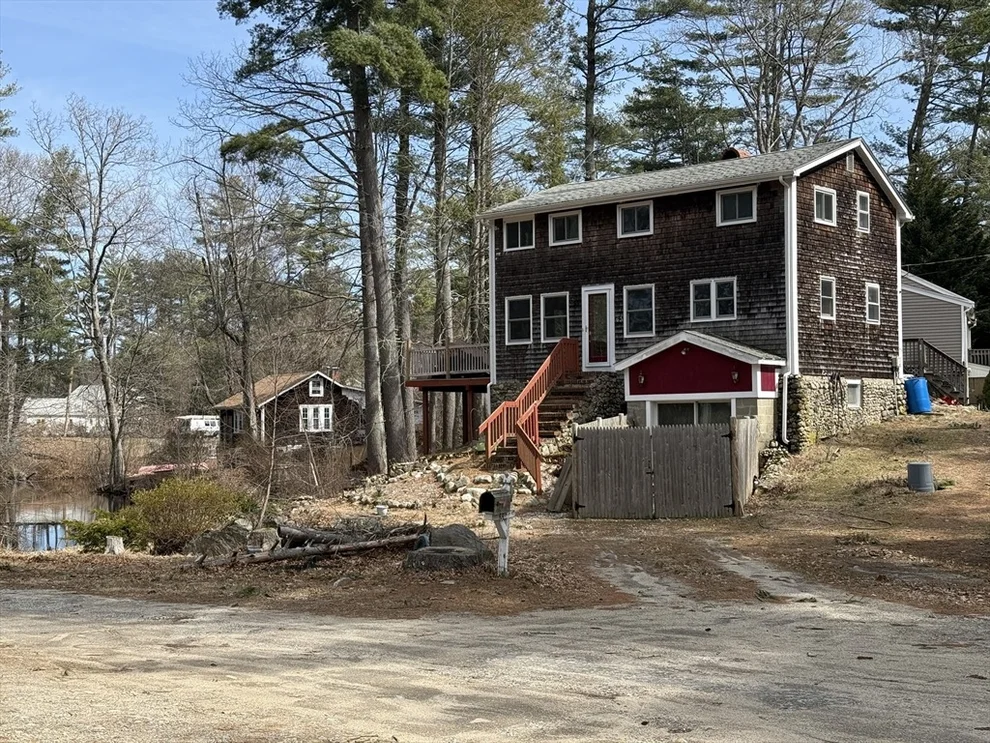 Unit for sale at 63 Suomi Rd, Pembroke, MA 02359