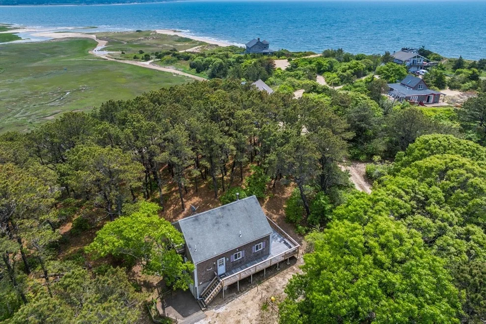 Unit for sale at 190 Meadow Ave W, Wellfleet, MA 02667