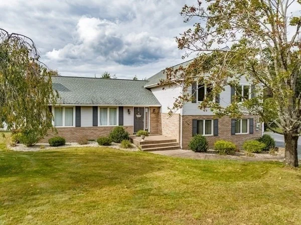Unit for sale at 114 S West St, Agawam, MA 01030