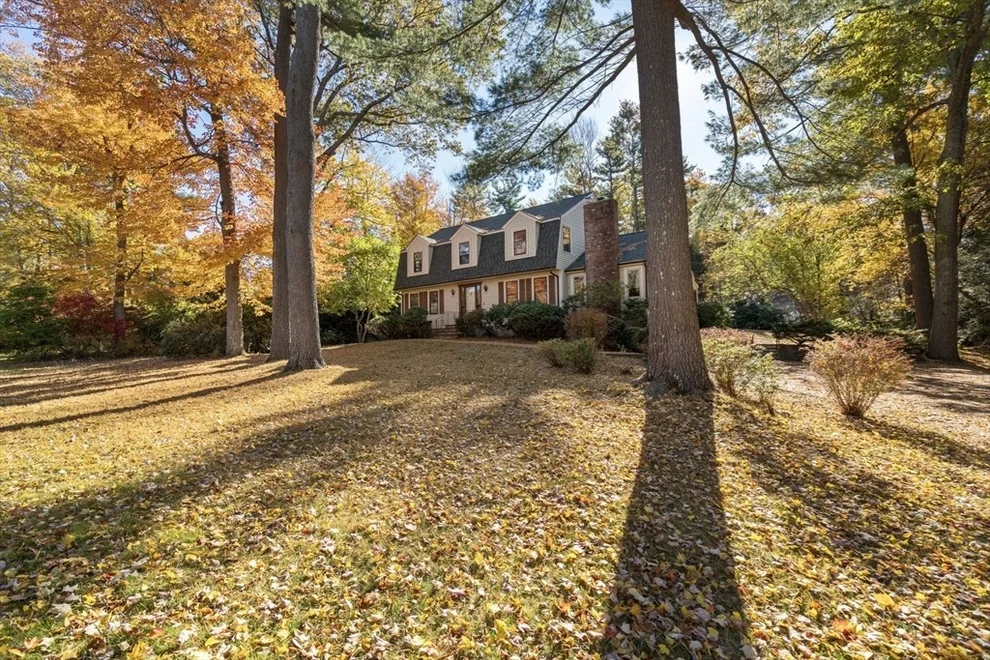Unit for sale at 3 Massachusetts Ave, Norfolk, MA 02056