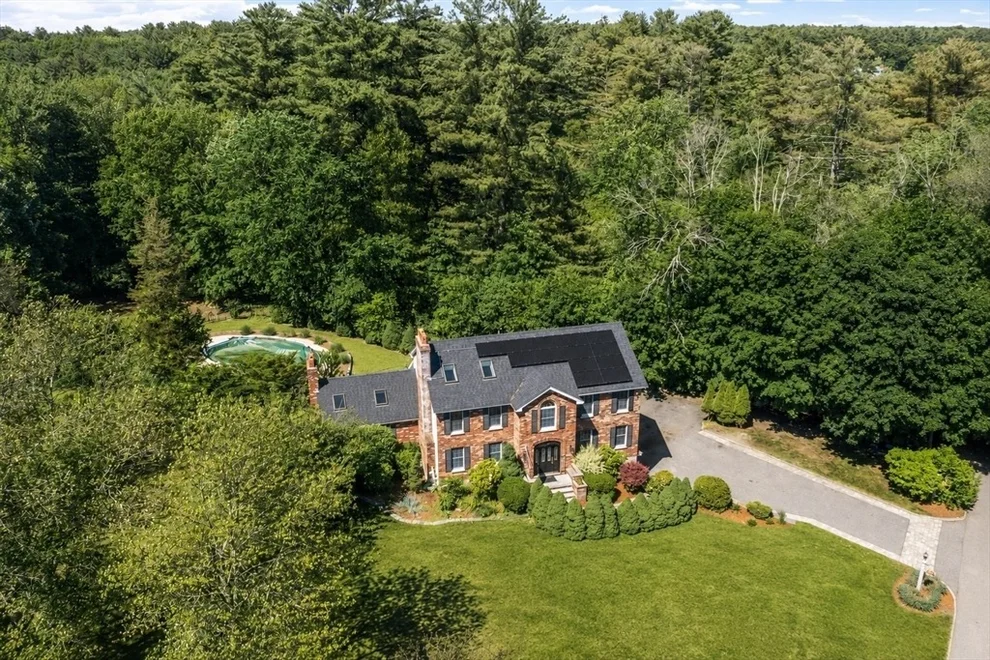 Unit for sale at 4 Battcock Road, Billerica, MA 01821