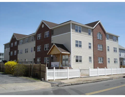 Unit for sale at 65 Centre St, Lynn, MA 01904