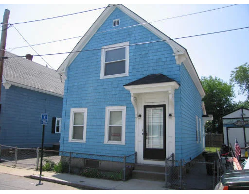 Unit for sale at 6 Puffer Avenue, Lowell, MA 01850