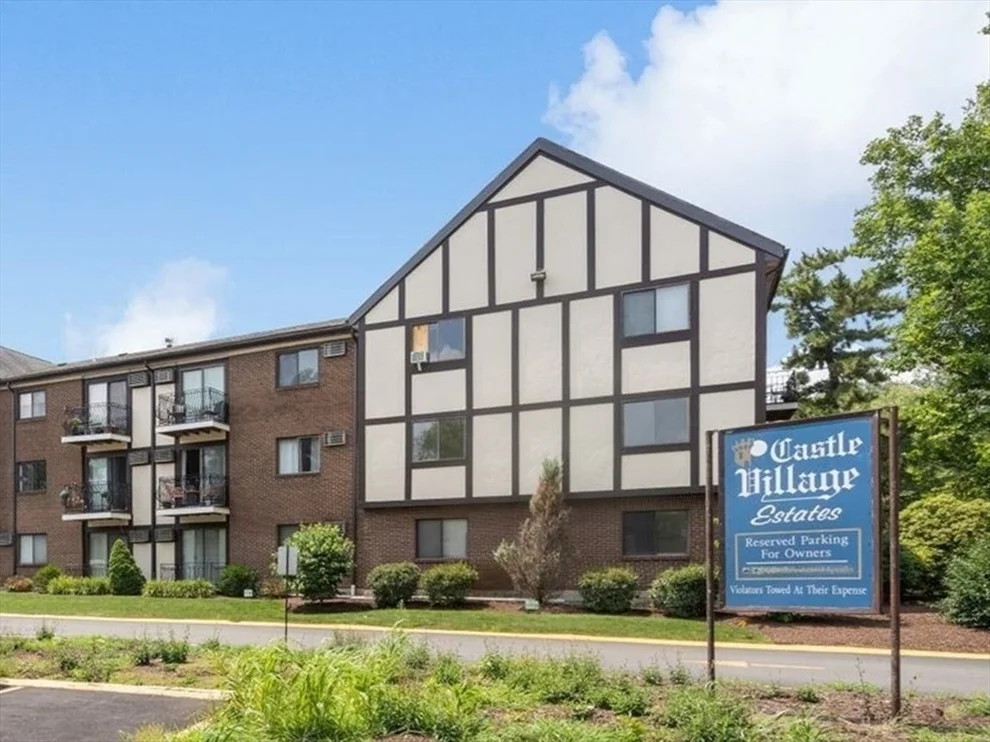 Unit for sale at 159 Bittersweet Ln, Randolph, MA 02368