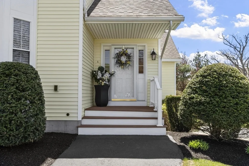 Unit for sale at 4 Meagans  Way, Haverhill, MA 01832