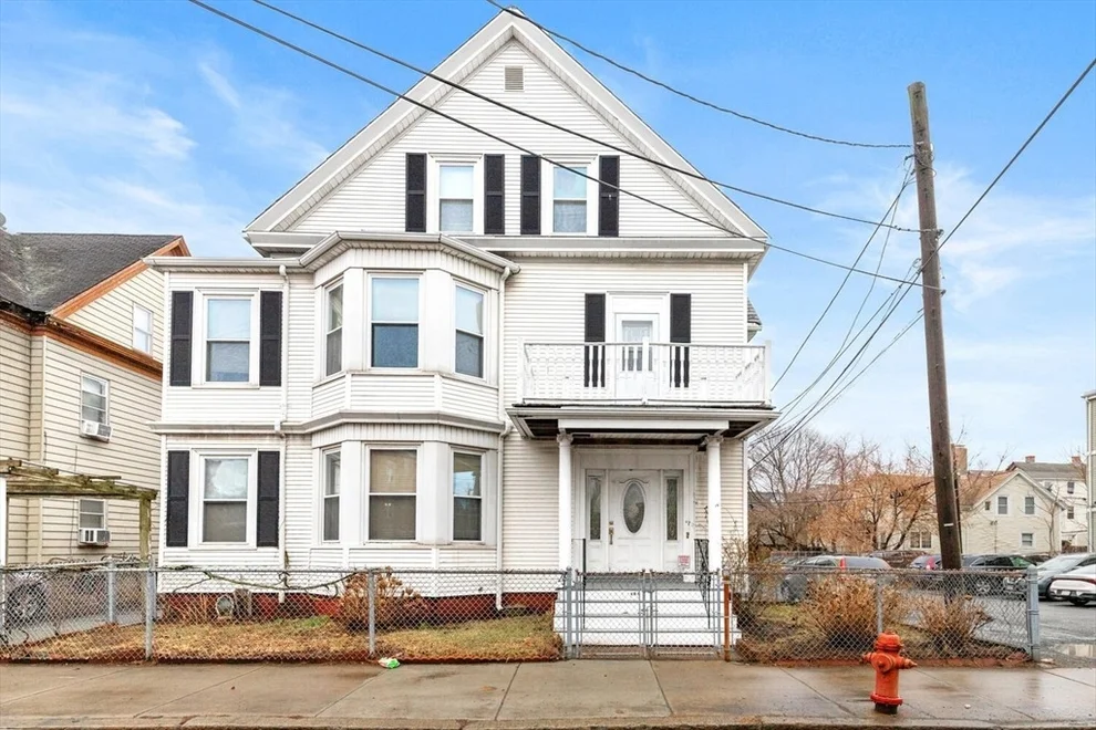 Unit for sale at 128 Franklin St, Lynn, MA 01902