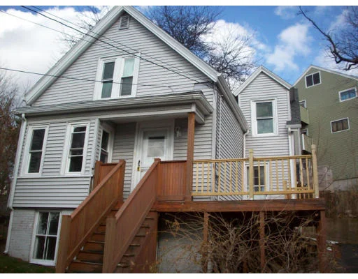 Unit for sale at 119 Walnut St, Lynn, MA 01905