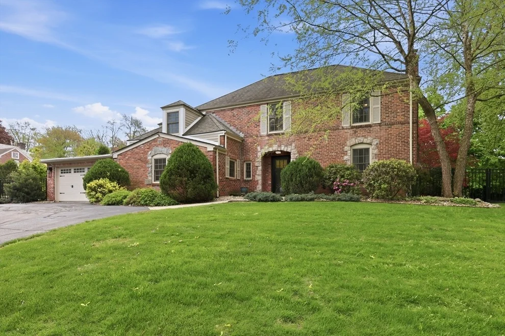 Unit for sale at 123 Englewood Road, Longmeadow, MA 01106