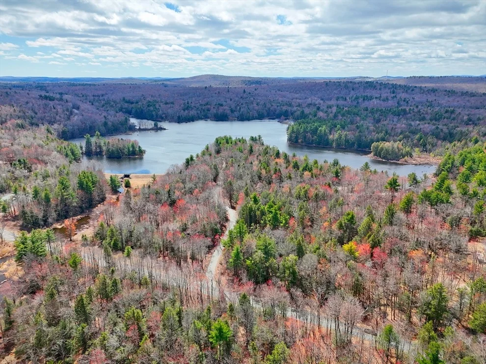 Unit for sale at 0 Bonny Rigg Hill Rd, Becket, MA 01223