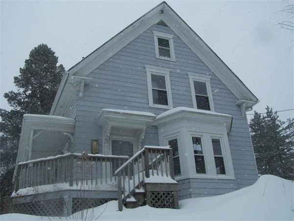 Unit for sale at 14 Wright St, Gardner, MA 01440