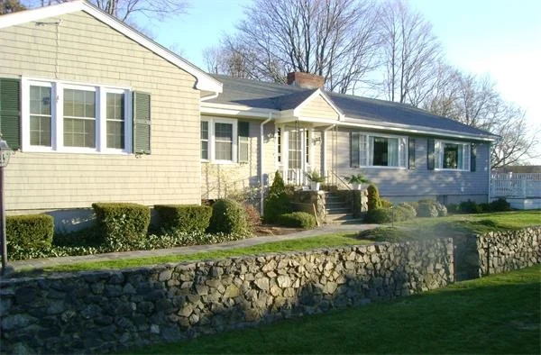 Unit for sale at 3 Flint Street, Marblehead, MA 01945