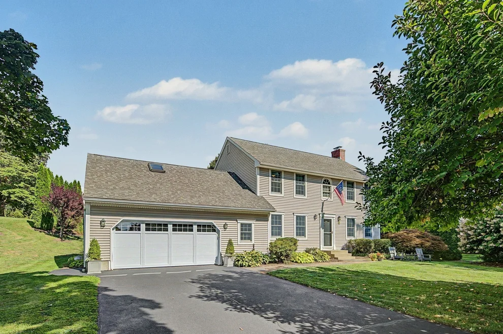 Unit for sale at 56 North St, Hatfield, MA 01038
