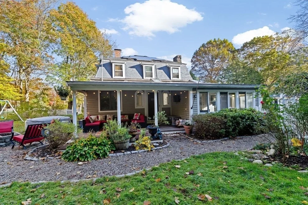 Unit for sale at 17 Old Oaken Bucket Rd, Scituate, MA 02066