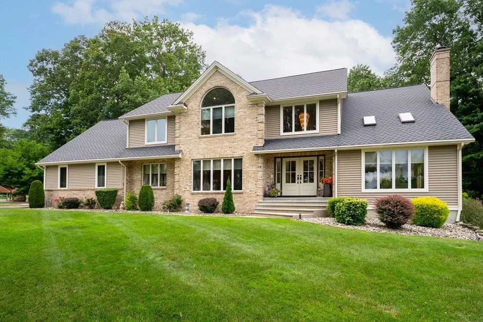 Unit for sale at 75 Southwood Dr, Ludlow, MA 01056