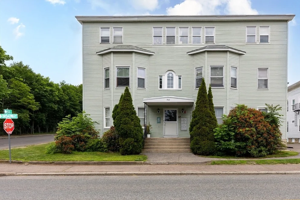 Unit for sale at 342 Broadway, North Attleboro, MA 02760