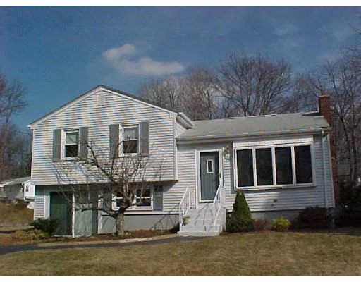 Unit for sale at 70 Bumblebee Circle, Shrewsbury, MA 01545