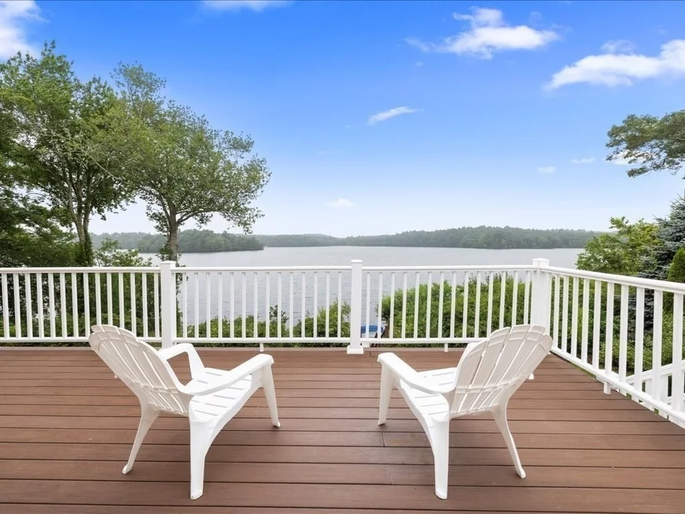 Unit for sale at 176 Black Cat Rd, Plymouth, MA 02360