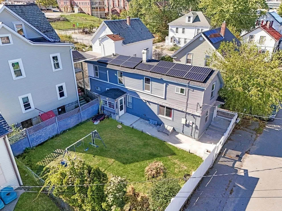 Unit for sale at 25 Railroad St, Fitchburg, MA 01420