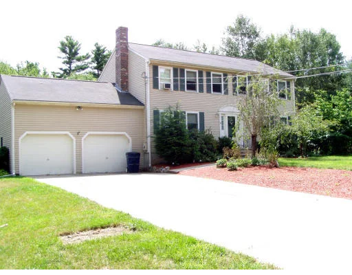 Unit for sale at 50 Tucker Rd, Norfolk, MA 02056