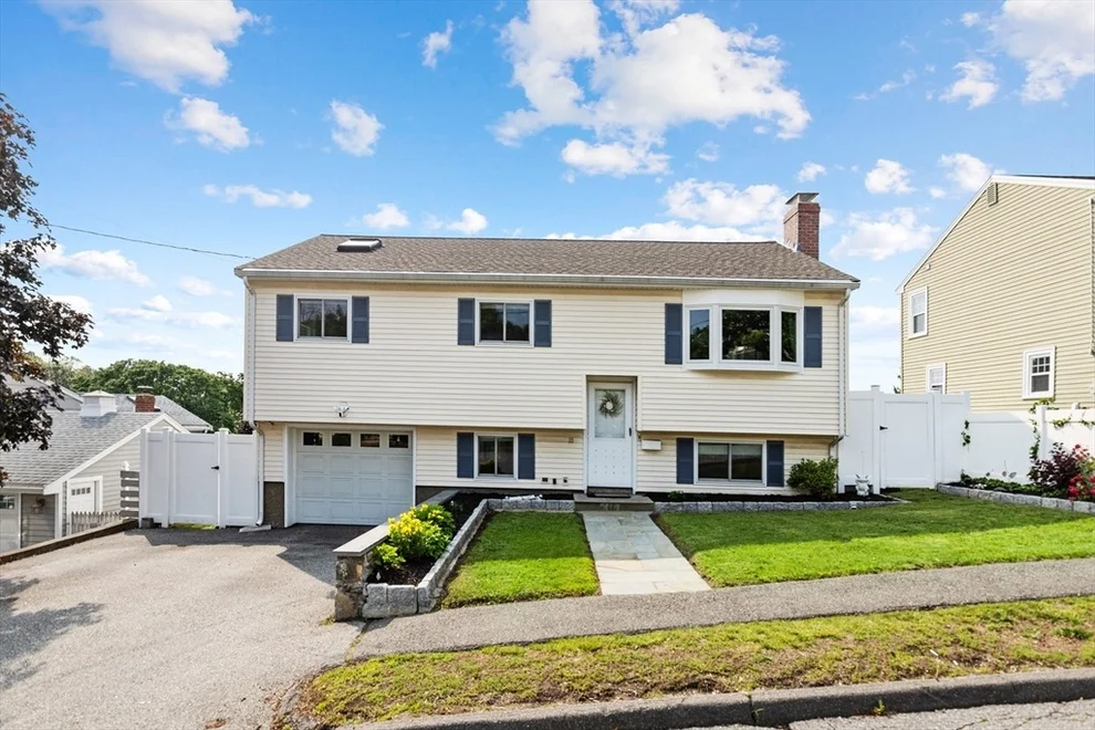 Unit for sale at 10 Murdock Dr, Peabody, MA 01960