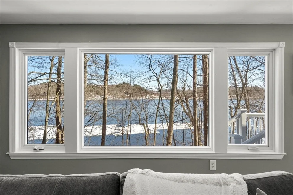 Unit for sale at 25 River Rd, Merrimac, MA 01860